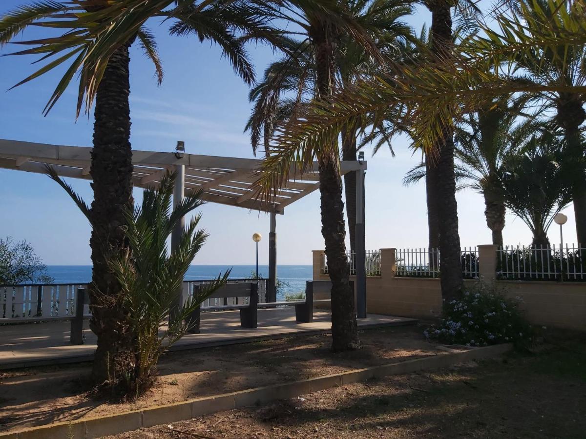 Espana - Punta Prima Orihuela Costa - Large For 6-people 85m2 And Terrace 40m2 Air Conditioning Wi-fi Living Kitchen 2 Bedrooms 2 Bathrooms 3 Swimming Pools Parking Security To The Sea 160m Only 40 Min To The Airport Torrevieja