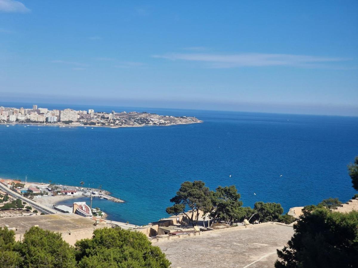 Espana - Punta Prima Orihuela Costa - Large For 6-people 85m2 And Terrace 40m2 Air Conditioning Wi-fi Living Kitchen 2 Bedrooms 2 Bathrooms 3 Swimming Pools Parking Security To The Sea 160m Only 40 Min To The Airport Apartment