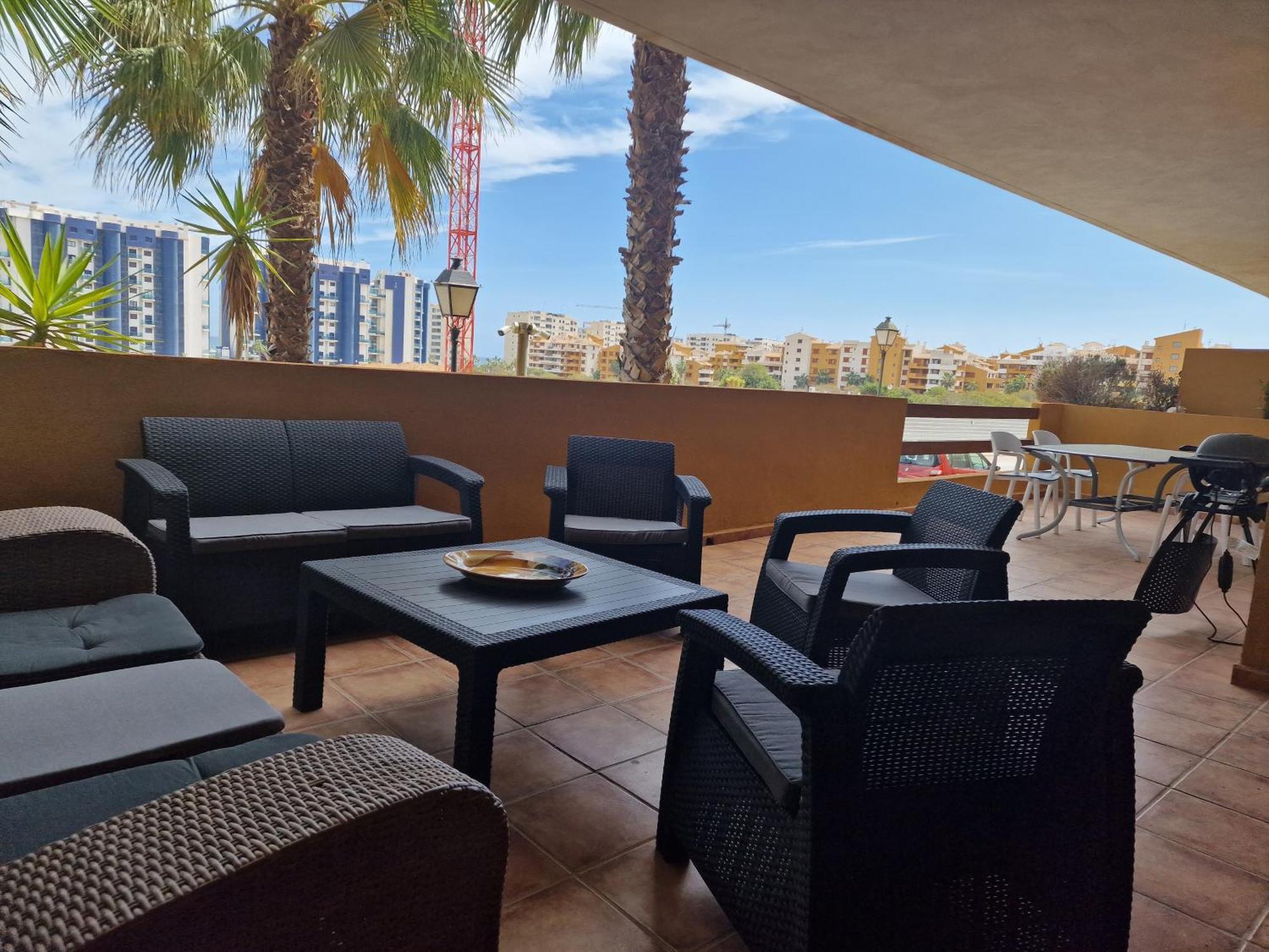 Apartment Espana - Punta Prima Orihuela Costa - Large For 6-people 85m2 And Terrace 40m2 Air Conditioning Wi-fi Living Kitchen 2 Bedrooms 2 Bathrooms 3 Swimming Pools Parking Security To The Sea 160m Only 40 Min To The Airport *